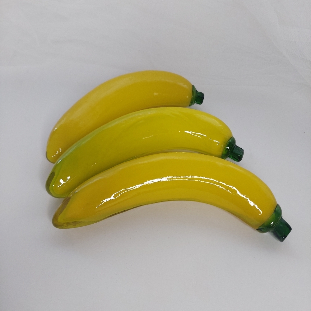 Yellow Bananas Bunch Glass Art Figurine Fruit Bowl Filler